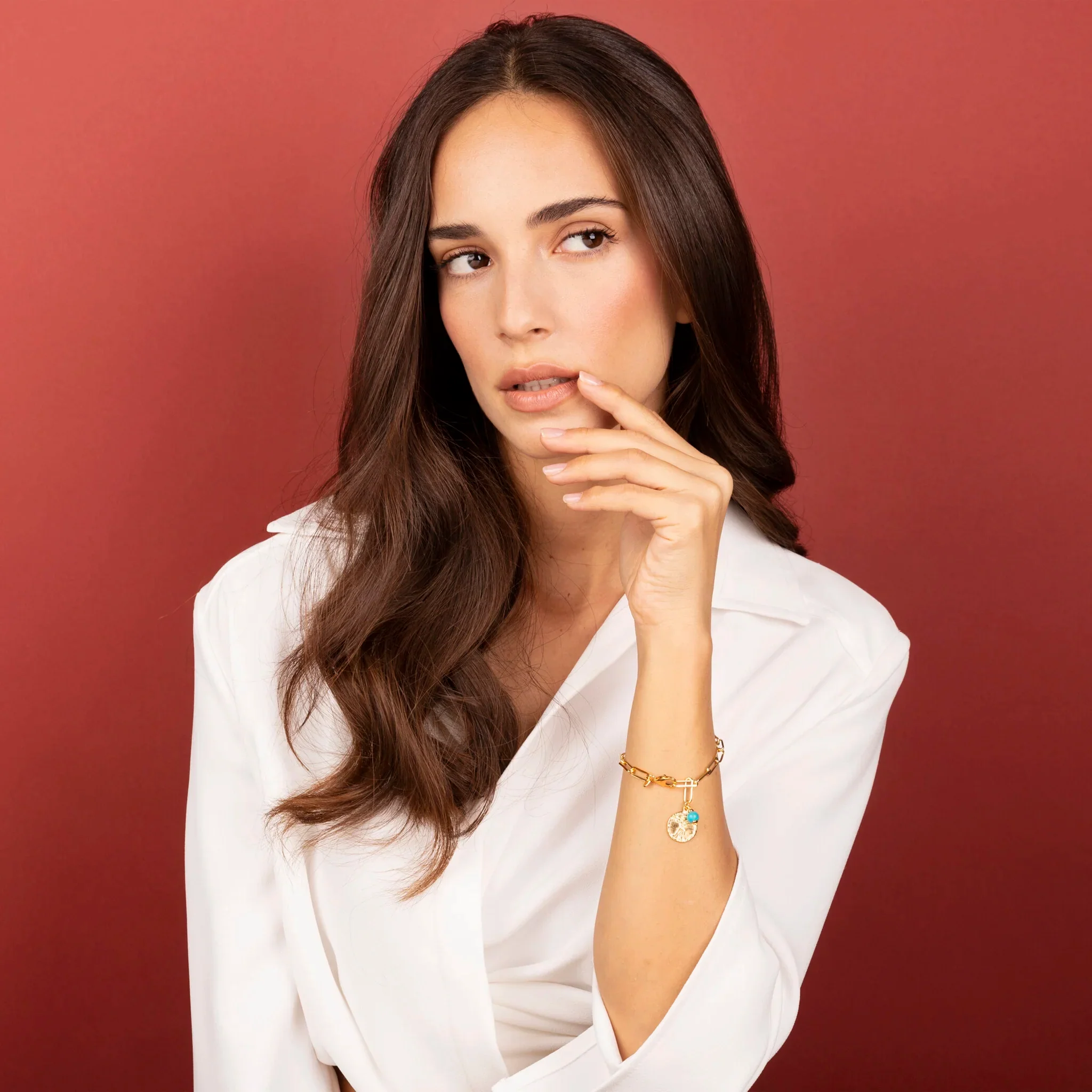Bracciale Catena Forzatina Allungata con Ciondoli Moneta e Pietra Naturale Turchese - Image 2