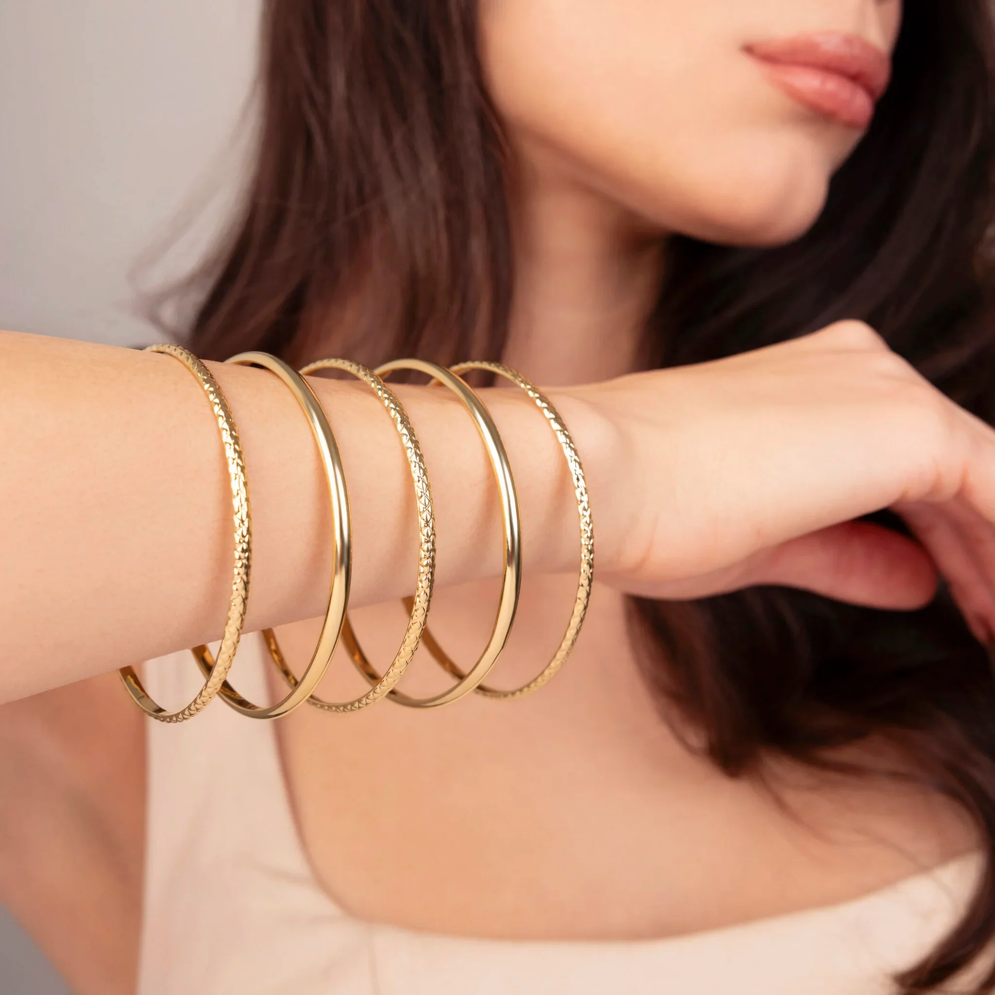 Set 5 Bangle Lucidi e Martellati - Image 2